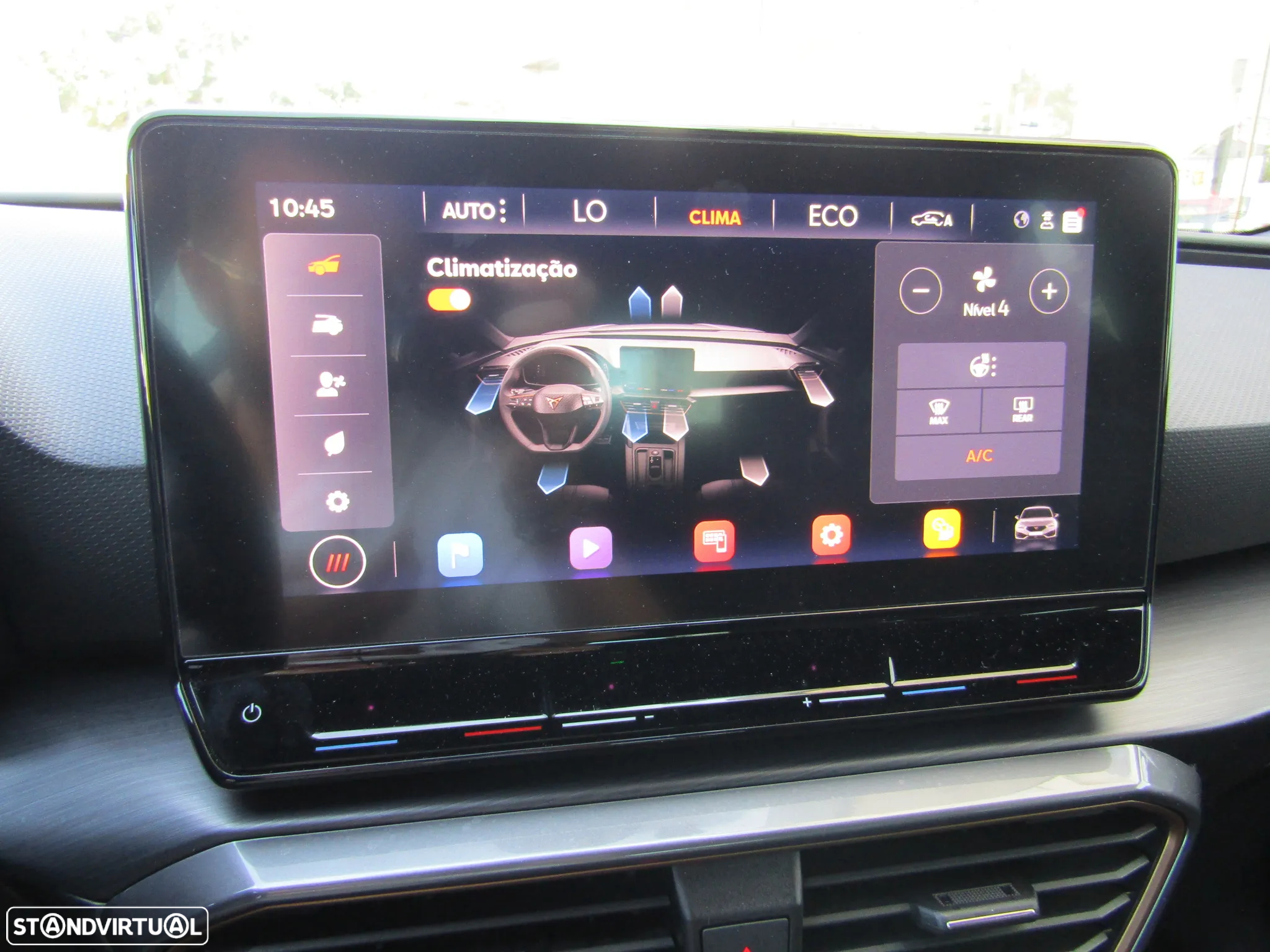 Cupra Leon 1.4 e-Hybrid VZ DSG - 18