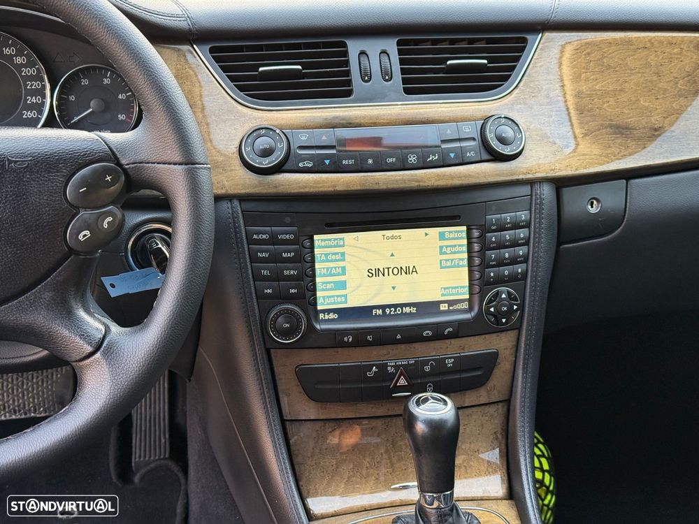 Mercedes-Benz CLS 320 - 11