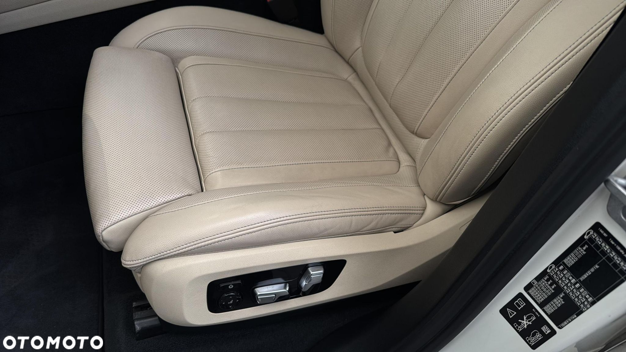 BMW X5 xDrive30d - 13