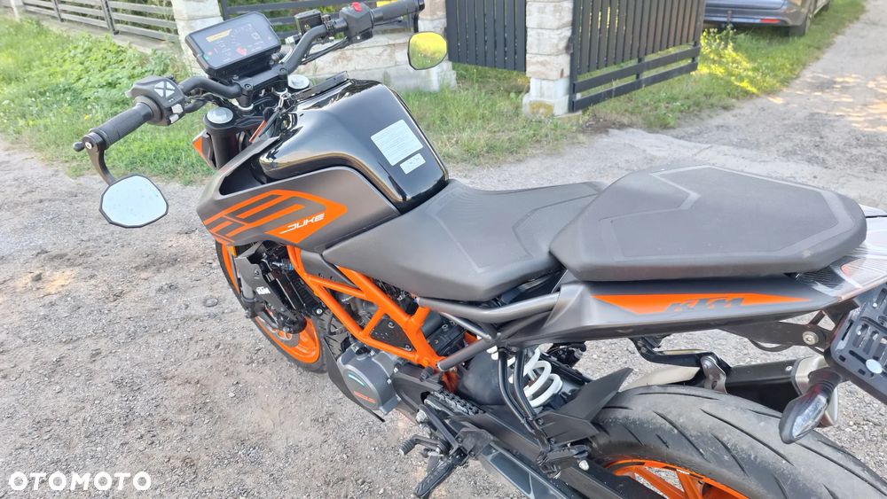 KTM Duke 125 - 18