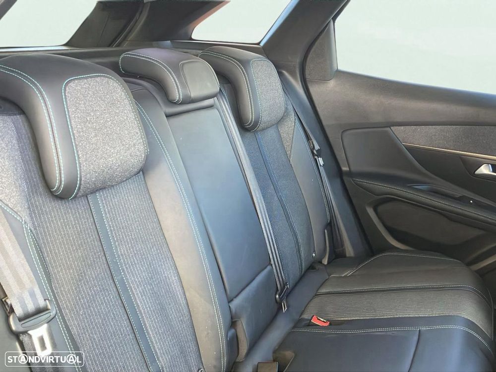 Peugeot 3008 - 16