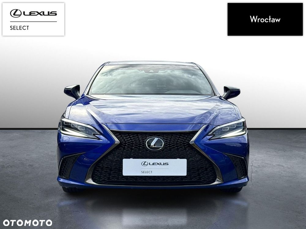 Lexus ES 300h F Sport Edition - 8