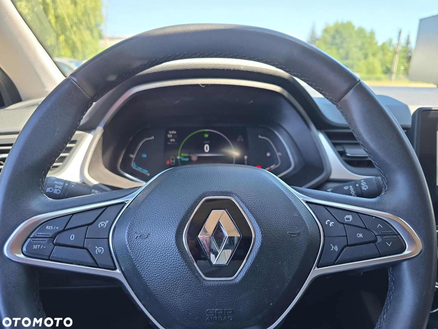 Renault Captur - 21