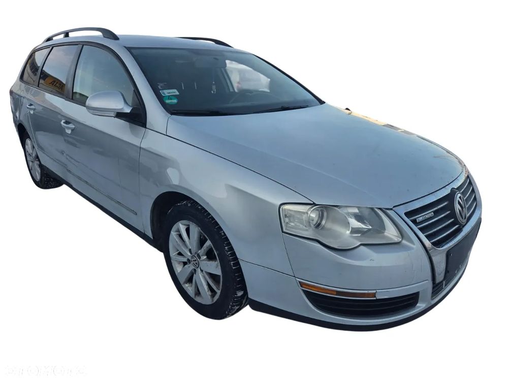 VW Passat B6 (2007) Silnik 1.9 TDI (BLS) 105 KM (77 kW) LA7W Na części silnik, maska, drzwi, lampa - 1