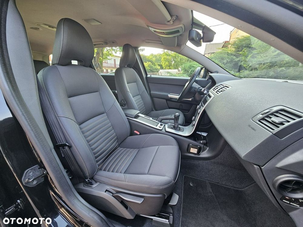 Volvo V50 DPF D3 Momentum - 10
