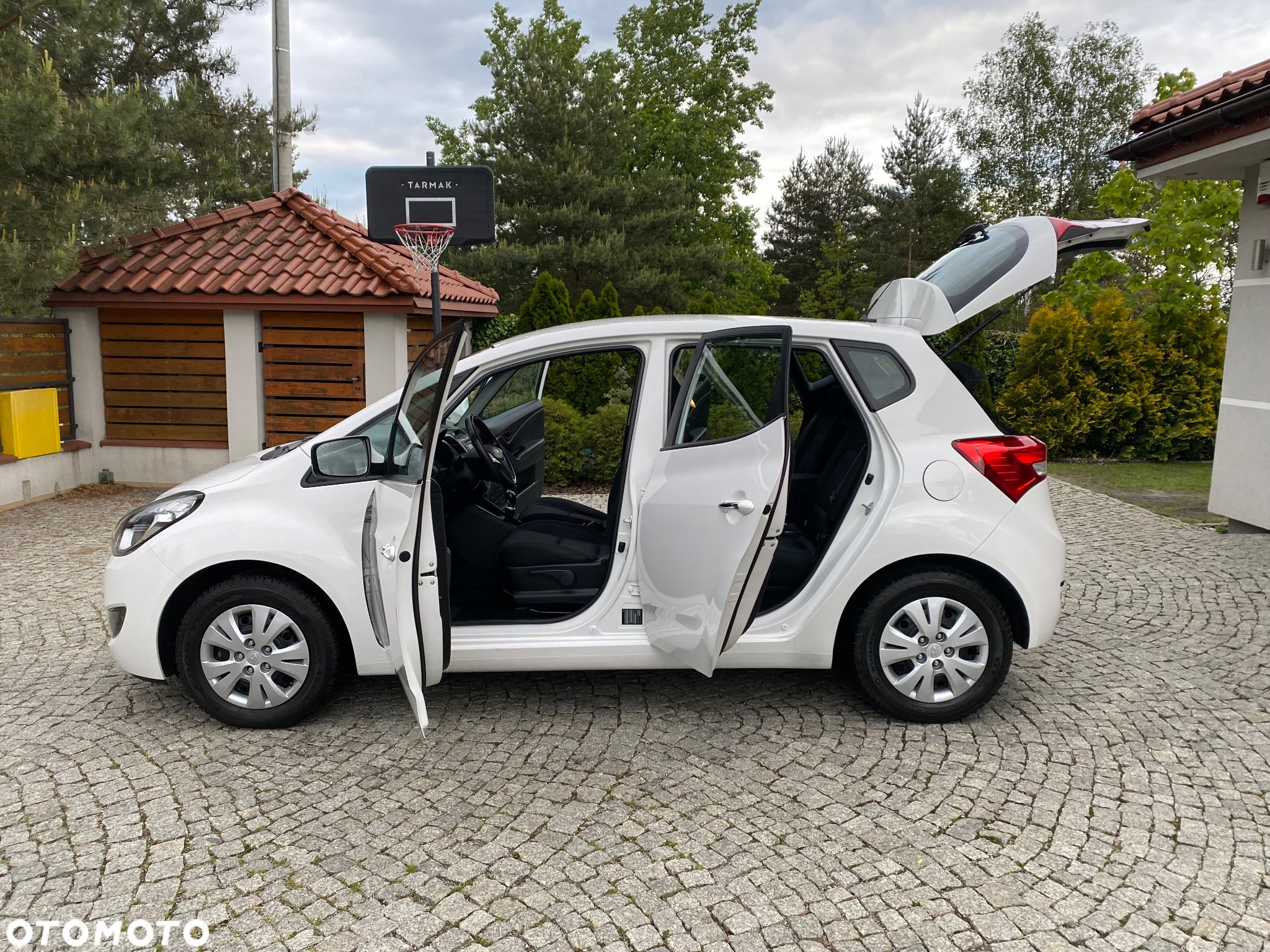 Hyundai ix20 1.4 Premium - 18
