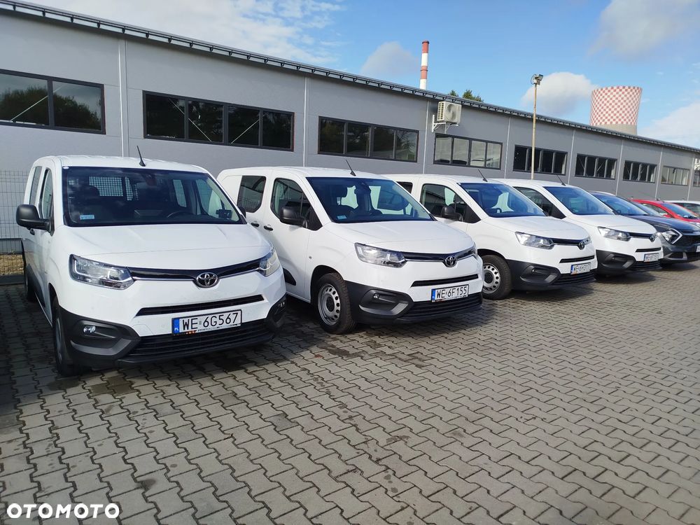 Toyota Proace City 1.2 D-4T Long 2,3t Active (bryg.) - 1