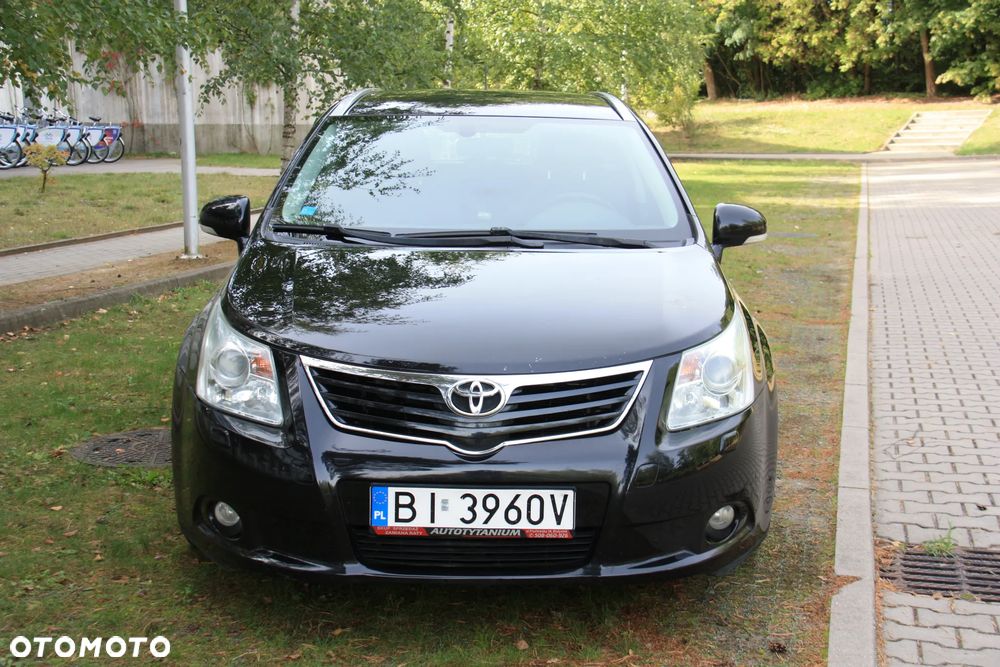 Toyota Avensis 1.8 Executive - 6