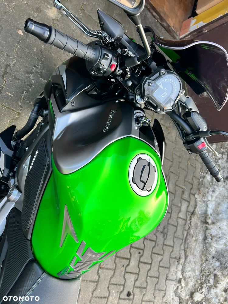 Kawasaki Z 900 - 15