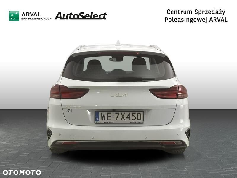 Kia Ceed - 5