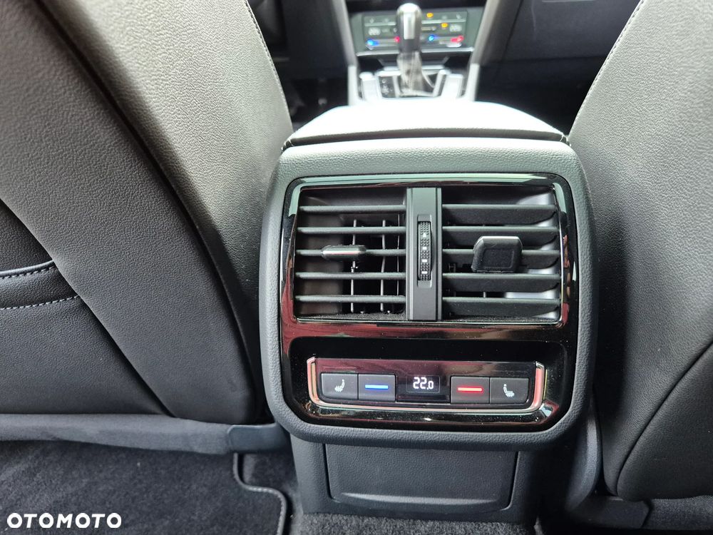 Volkswagen Arteon 2.0 TDI R-Line DSG - 9