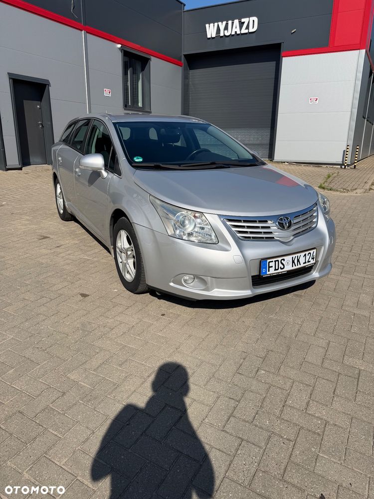 Toyota Avensis 2.0 D-4D Edition - 11