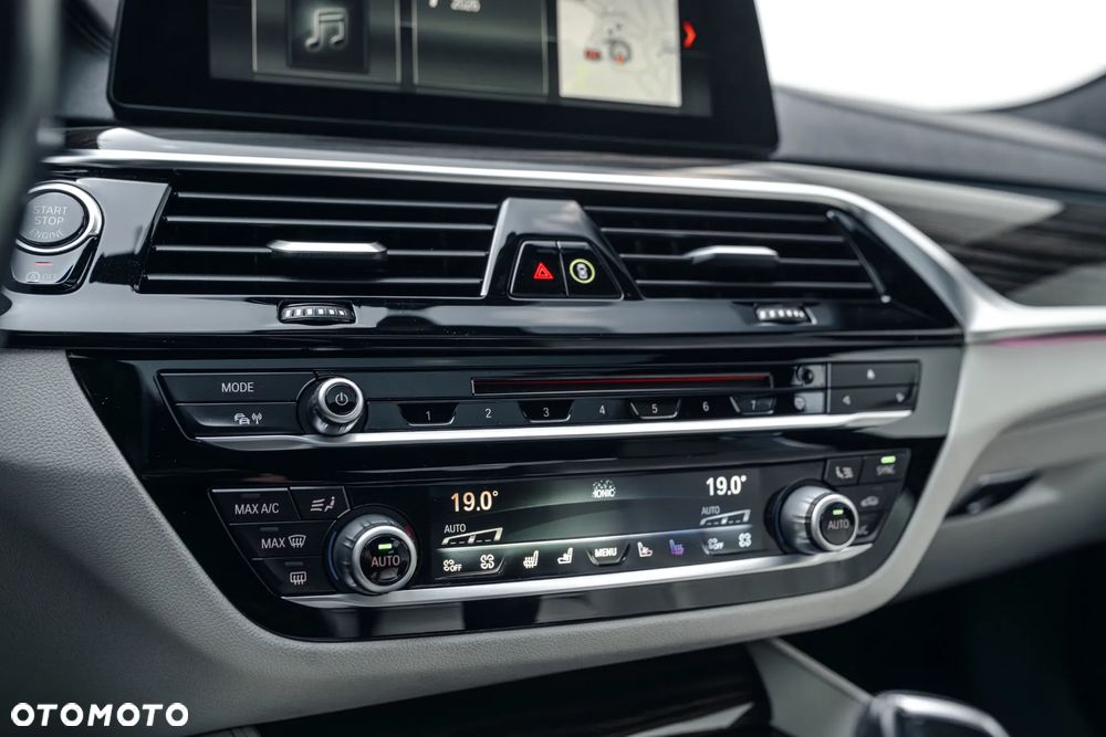 BMW Seria 5 - 23