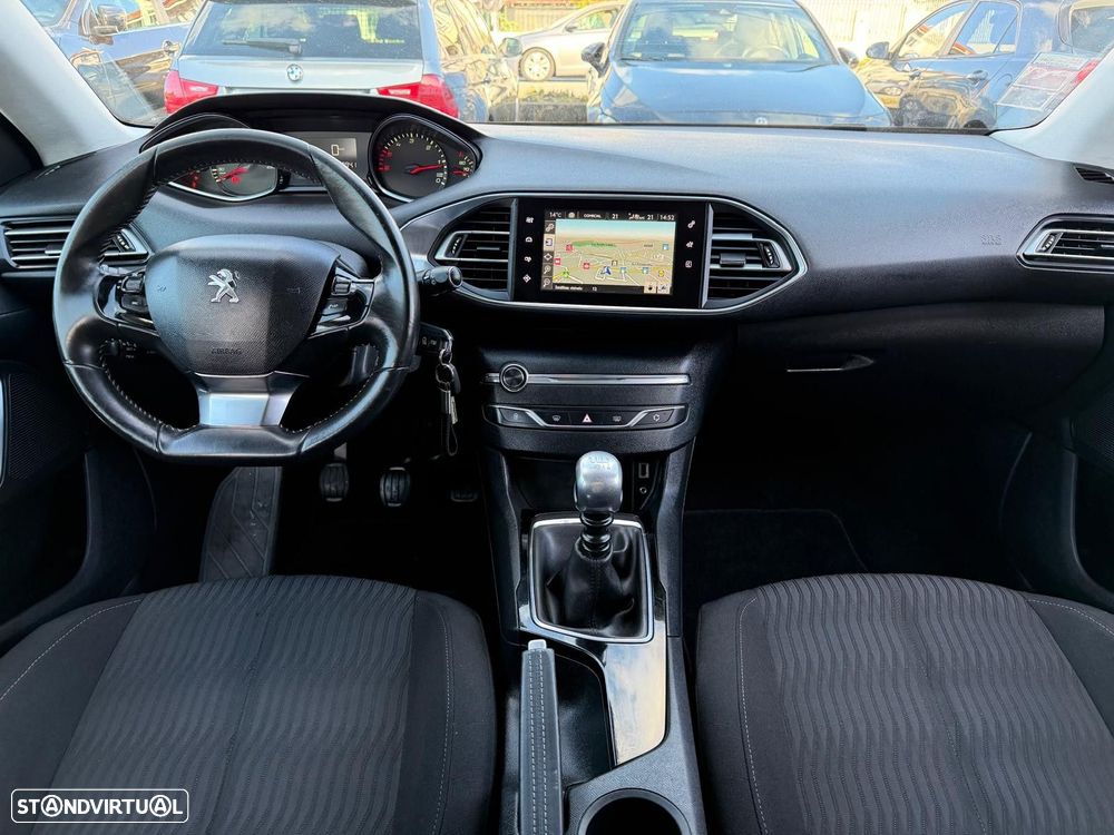 Peugeot 308 1.6 e-HDi Active - 11