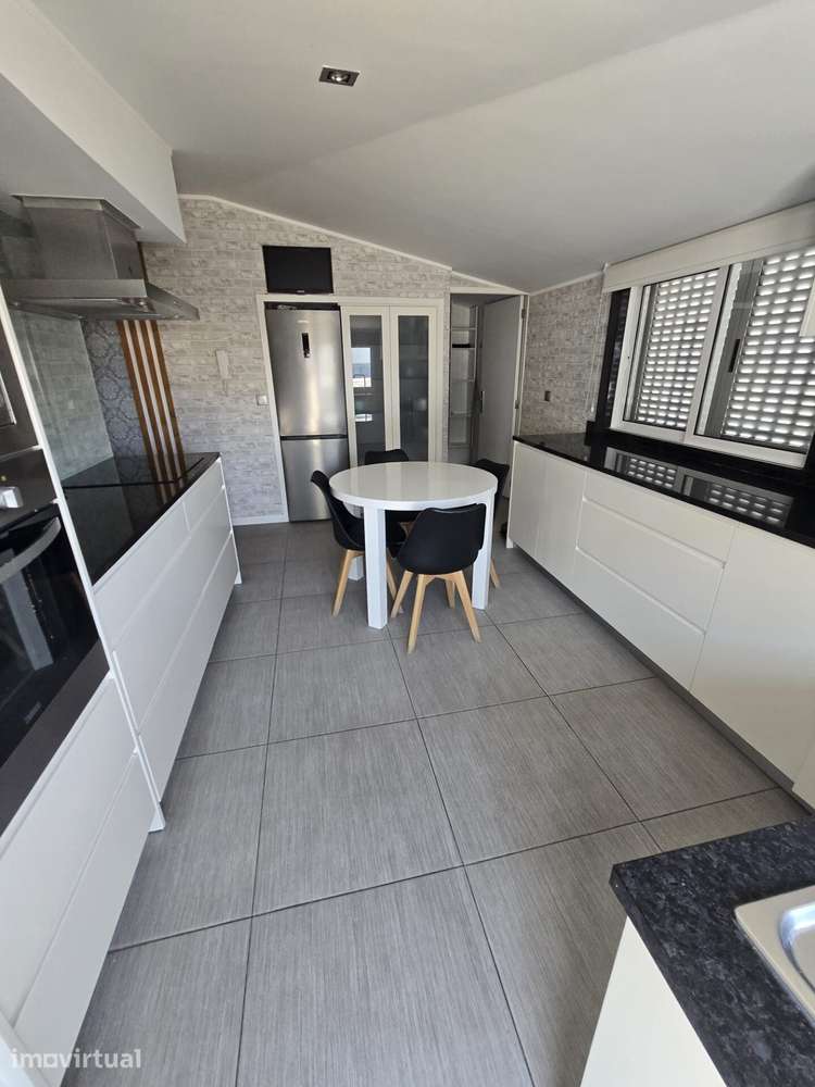 Penthouse Exclusiva – Primeira Linha do Mar,  Sol do Nascer ao Pôr do - Grande imagem: 4/22