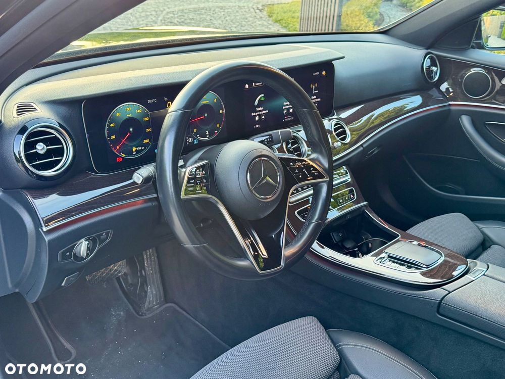 Mercedes-Benz Klasa E 200 d Avantgarde - 19