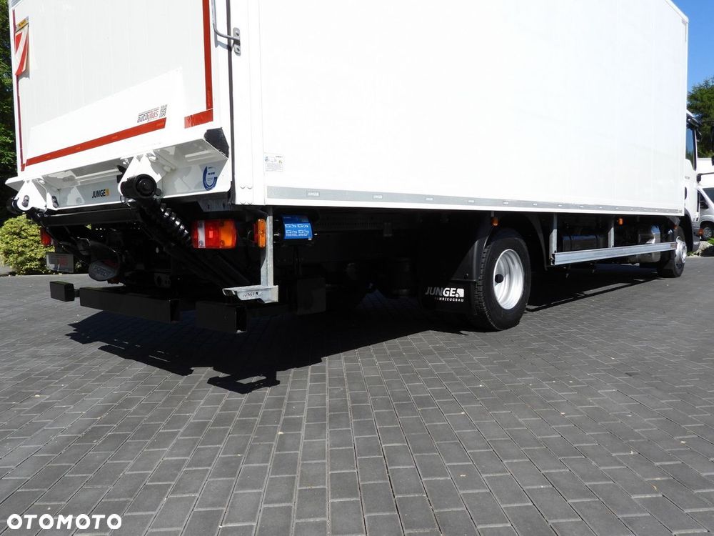 MAN TGL 12.250 KONTENER WINDA 16 PALET TEMPOMAT PNEUMATYKA AUTOMAT  BLIŹNIACZE KOŁA  250KM - 23