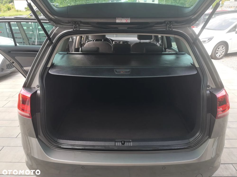 Volkswagen Golf Variant 1.4 TSI BlueMotion Technology Highline - 24