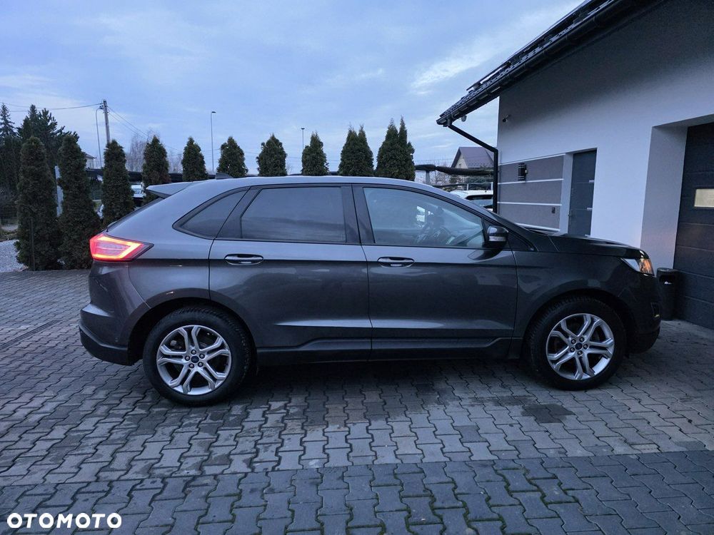 Ford Edge - 4