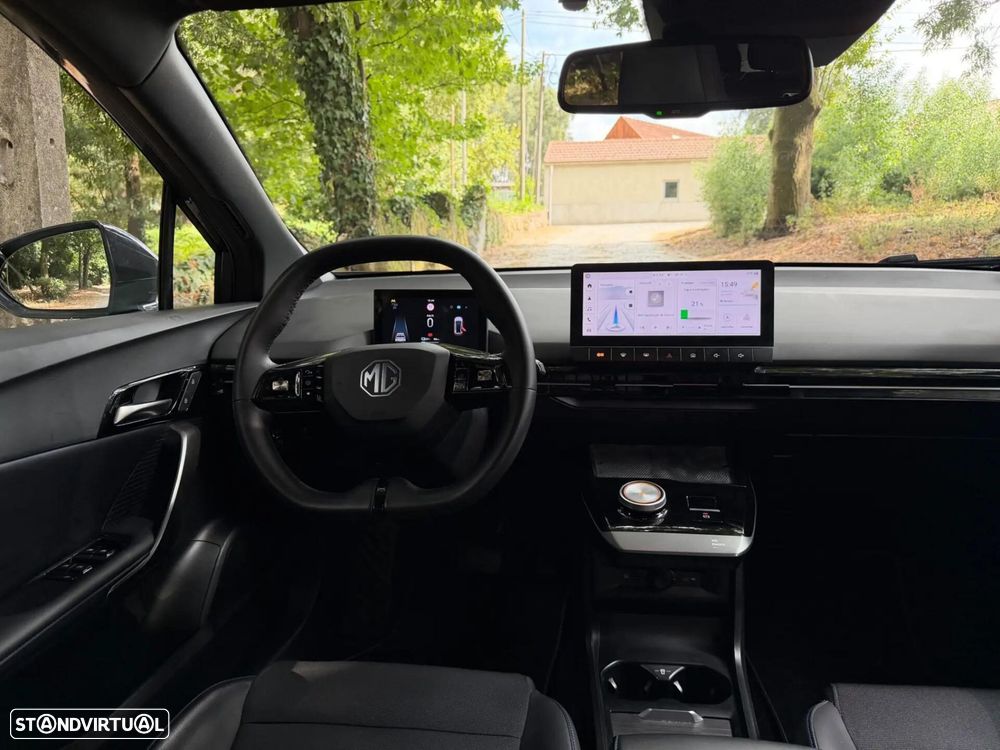 MG MG4 77 kWh Extended Range Luxury - 27