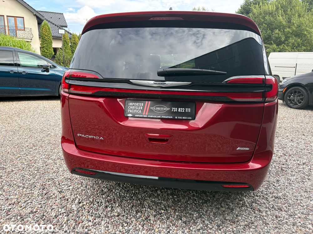 Chrysler Pacifica - 5