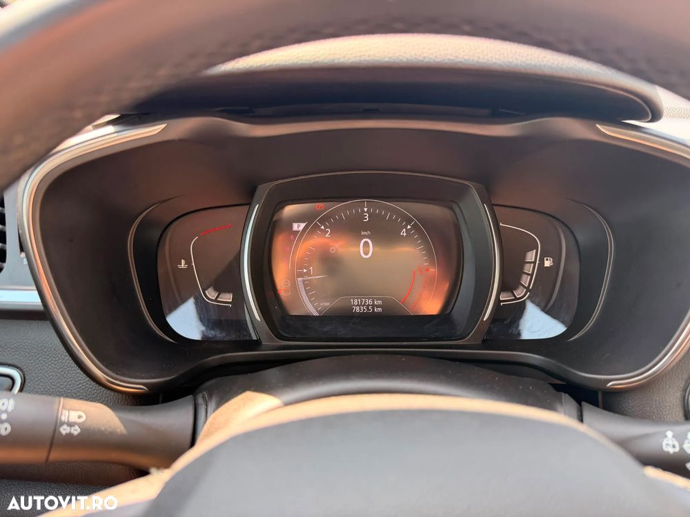 Renault Kadjar BLUE dCi EDC Intens - 9