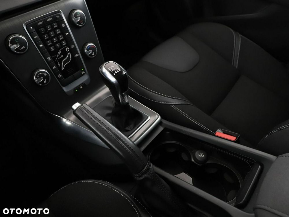 Volvo V40 T2 Linje You - 28
