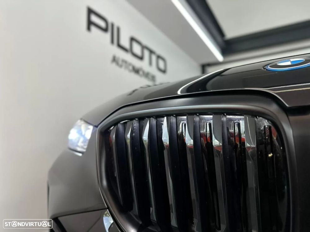 BMW X5 50 e xDrive Edição Desportiva M - 3