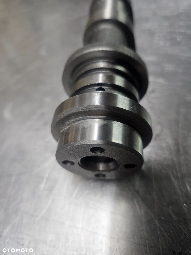 Wałek rozrządu ssący ford 1.6 ecoboost