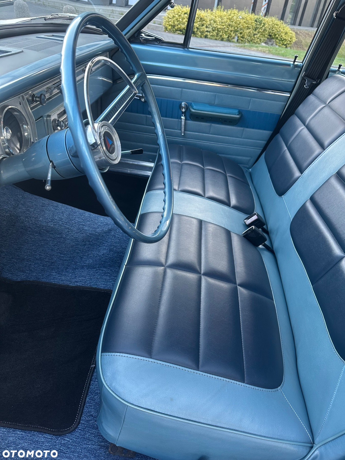 Plymouth Valiant - 13