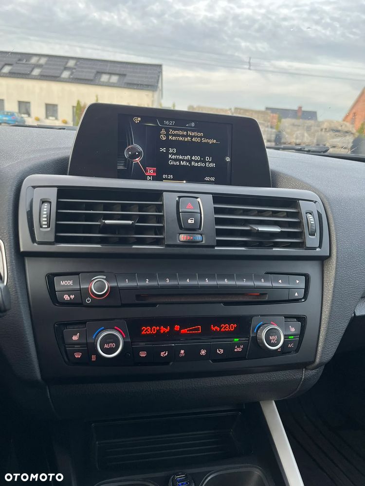 BMW Seria 1 120d - 19