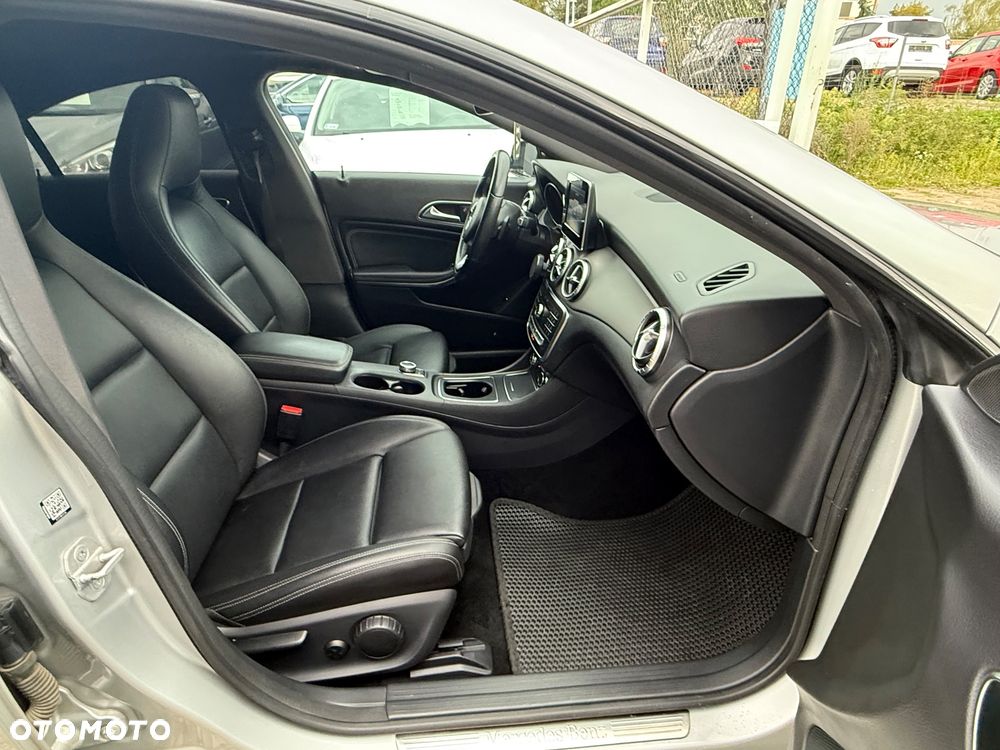 Mercedes-Benz CLA 250 4-Matic Sport - 34