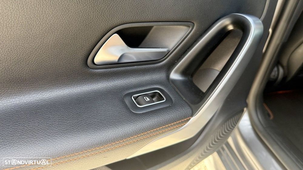 Mercedes-Benz CLA 220 - 13