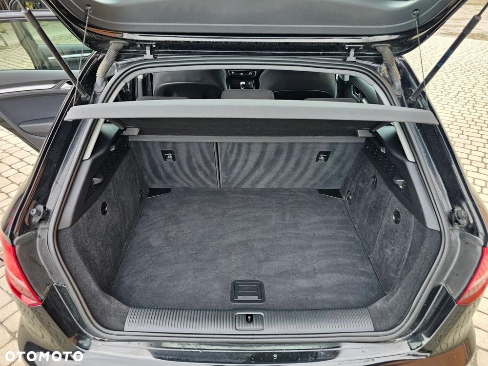 Audi A3 Sportback 2.0 TDI Ambiente - 23