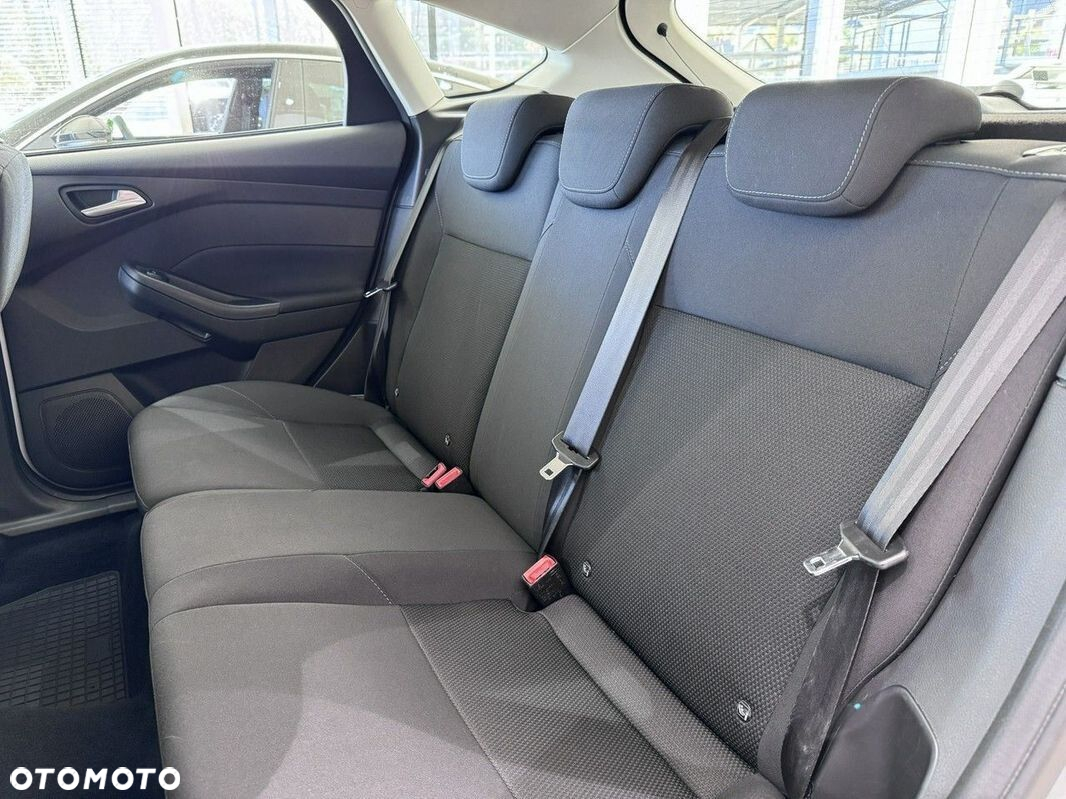 Ford Focus - 16