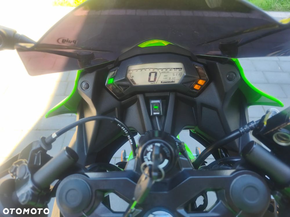 Kawasaki Ninja - 17