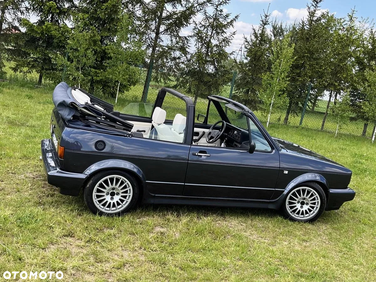 Volkswagen Golf - 3
