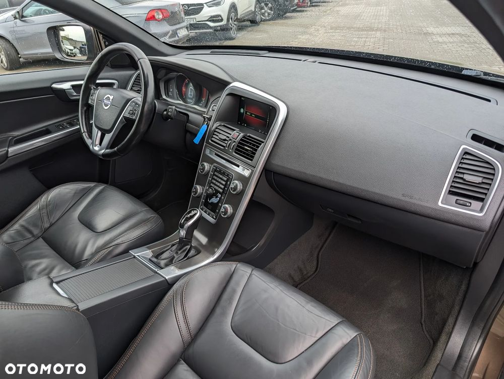 Volvo XC 60 D4 Drive-E Summum - 25