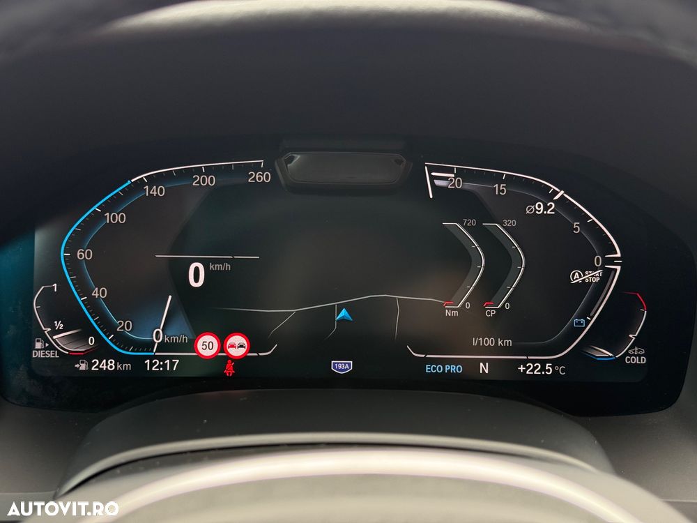 BMW Seria 8 - 25