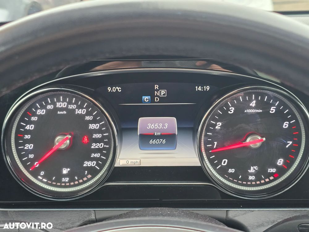 Mercedes-Benz E 200 4Matic 9G-TRONIC - 23