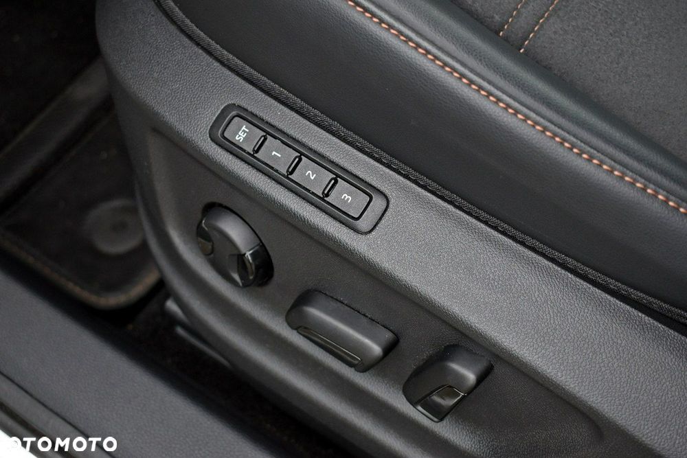 Cupra Ateca 1.5 TSI DSG - 10