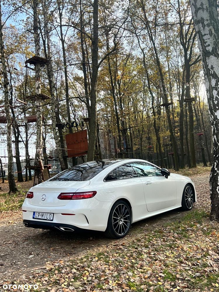 Mercedes-Benz Klasa E 200 4Matic 9G-TRONIC AMG Line - 18