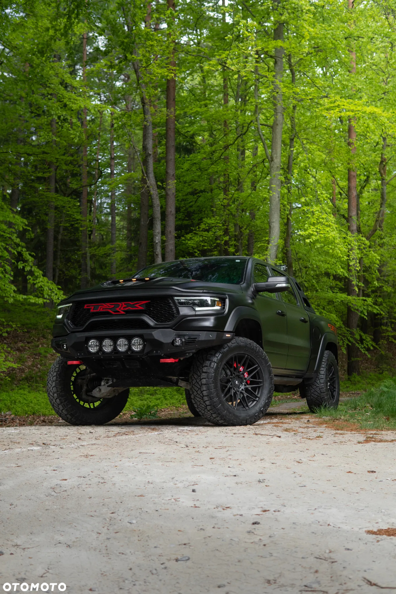 Dodge RAM TRX - 2