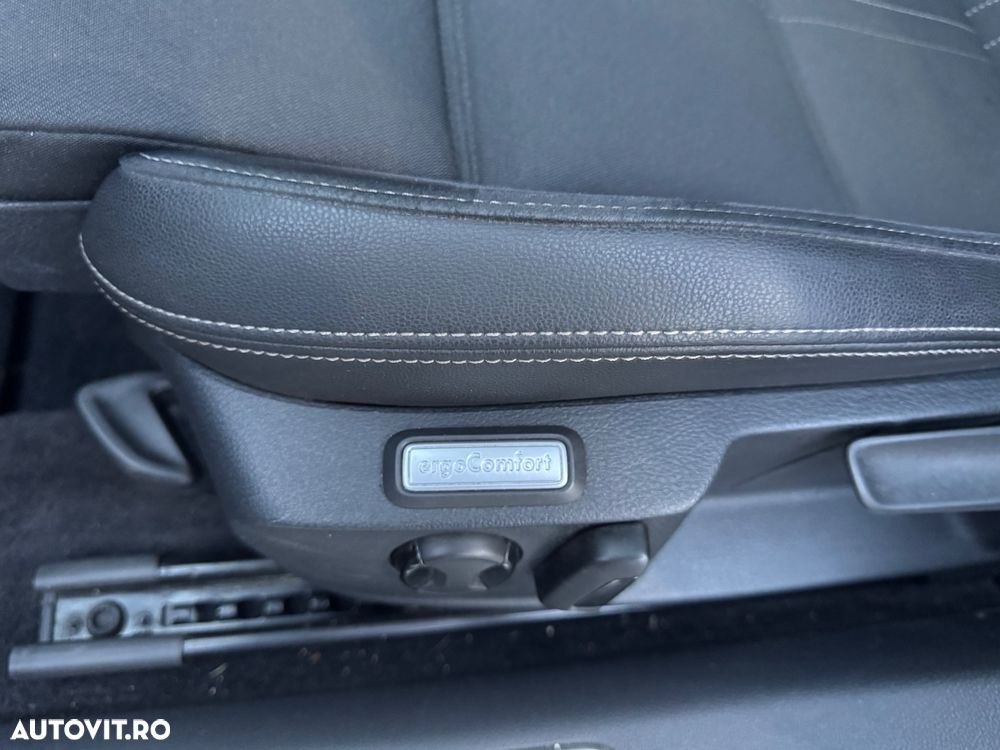 Volkswagen Passat Alltrack - 11