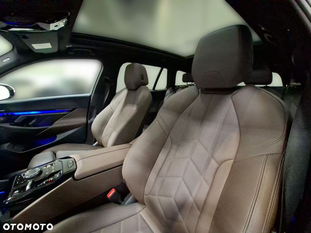 BMW Seria 5 - 13