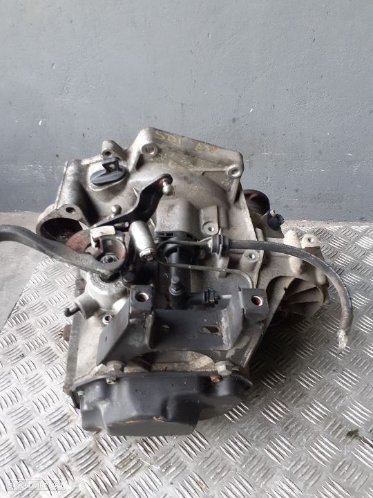 Caixa de velocidades Seat Ibiza 6l 1.9 Sdi, VW Golf 1.9 Sdi ref: GSA (motor ASY) - 6