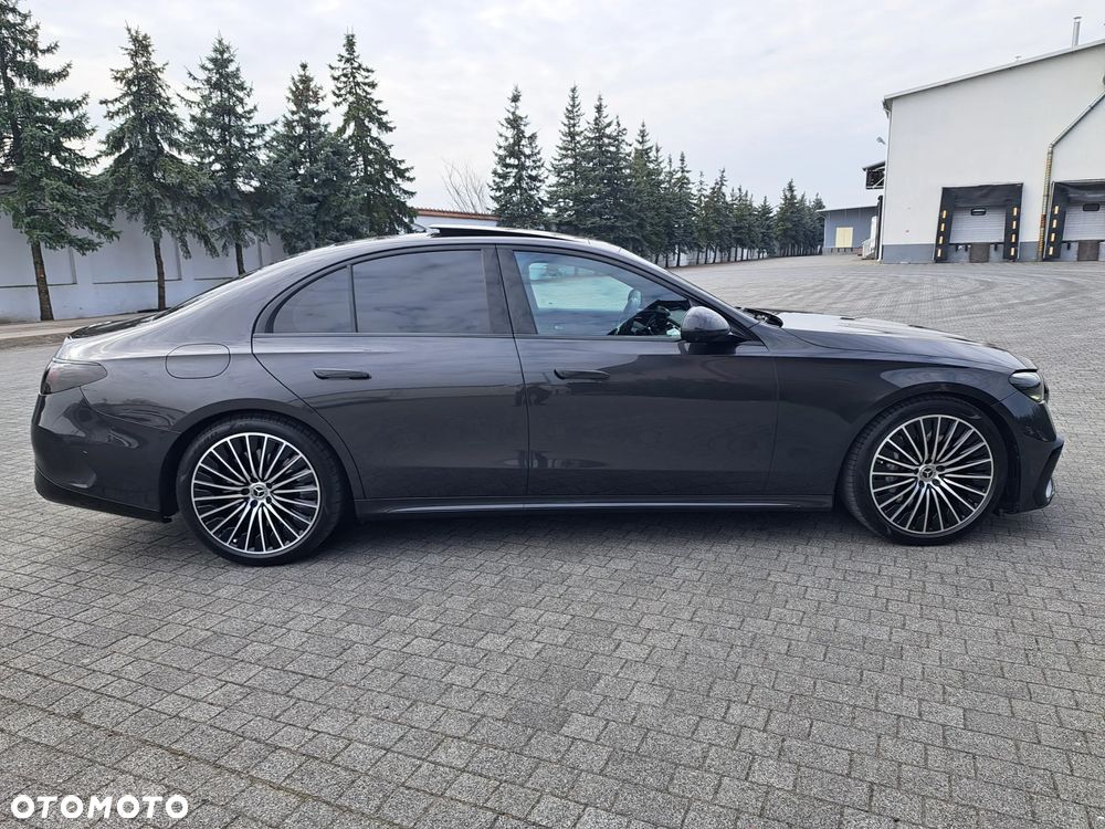 Mercedes-Benz Klasa E ver-400-d-4matic-9g--tronic-amg-line - 4