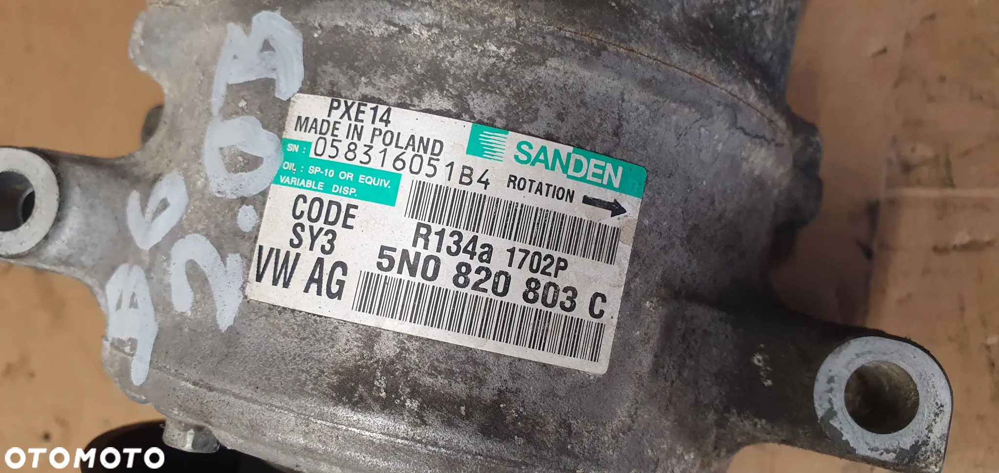 Sprężarka pompa klimatyzacji klimy VW Passat B6 2.0 FSI 5N0820803C - 7
