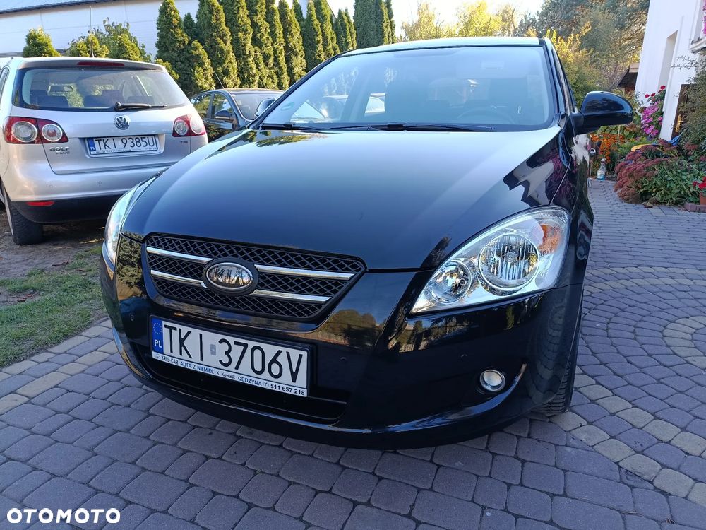 Kia Ceed 2007 photo 2