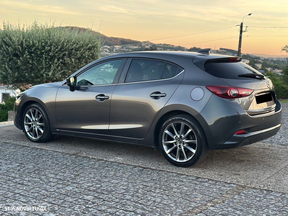 Mazda 3 Hatchback 1.5 Sky-D Excellence Pack Leather - 48
